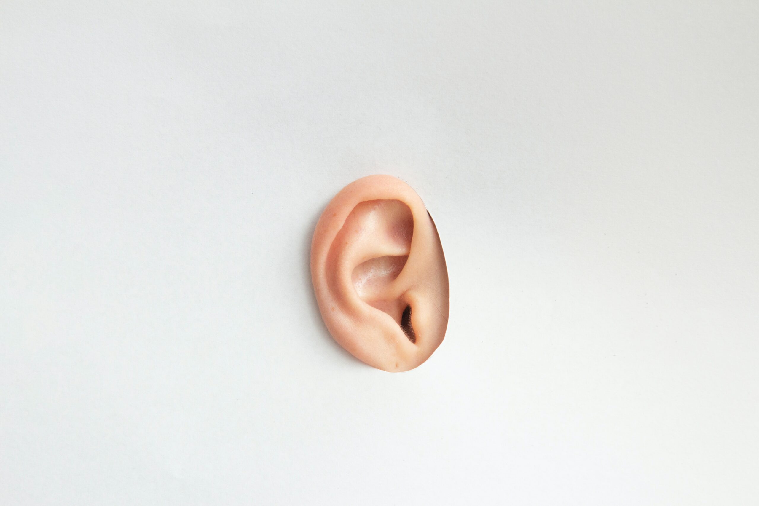 How Active Listening Can Enhance Workplace Wellbeing 